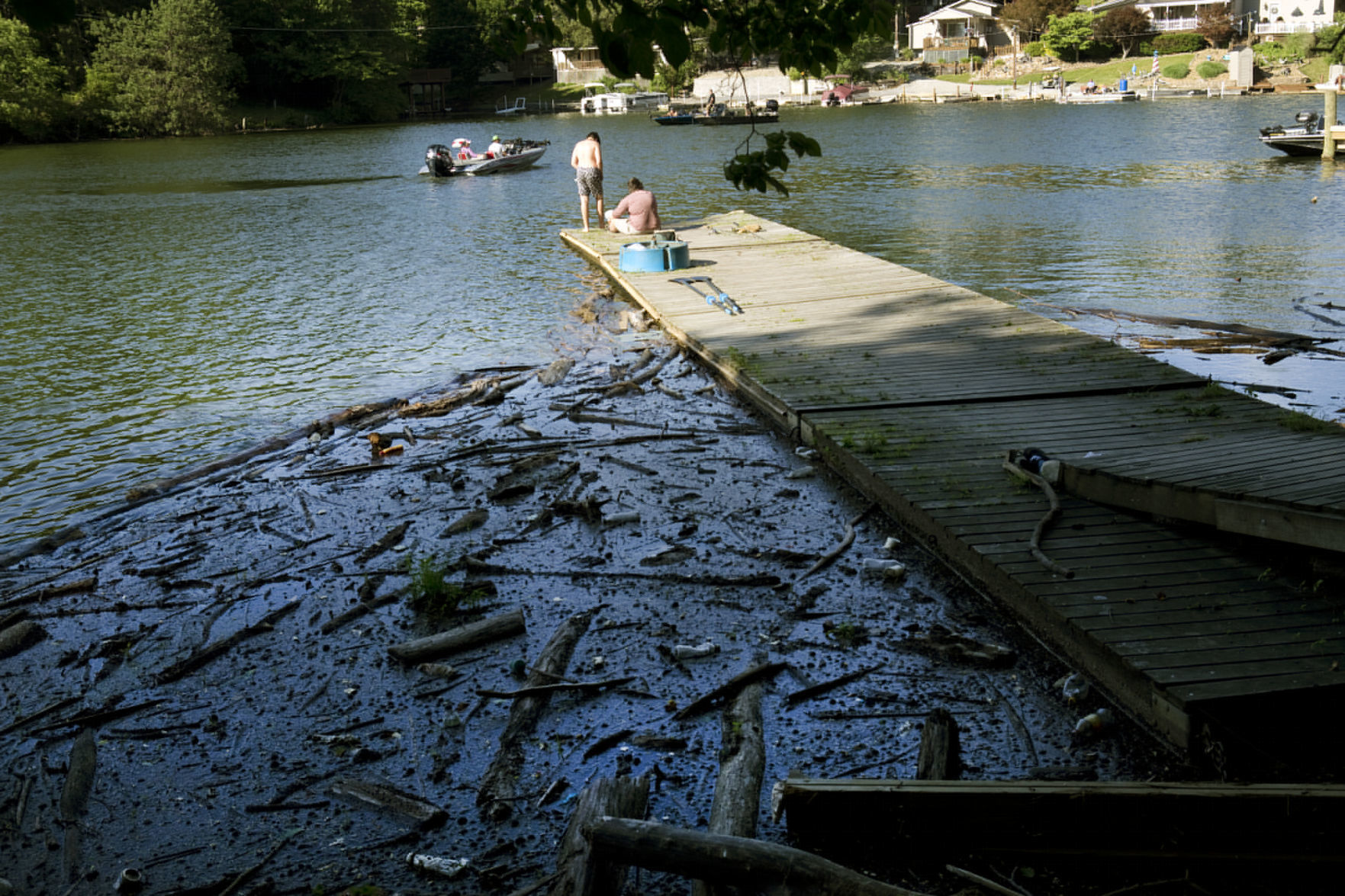 hr claytorlakedebris 061220 p04
